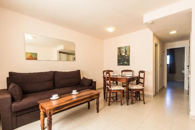 APARTMENT SUPERIOR