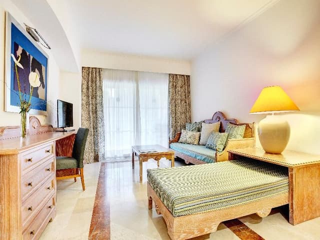 APARTMENT CAPACITY 2 ONE BEDROOM