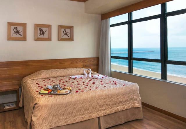 SINGLE SEA VIEW