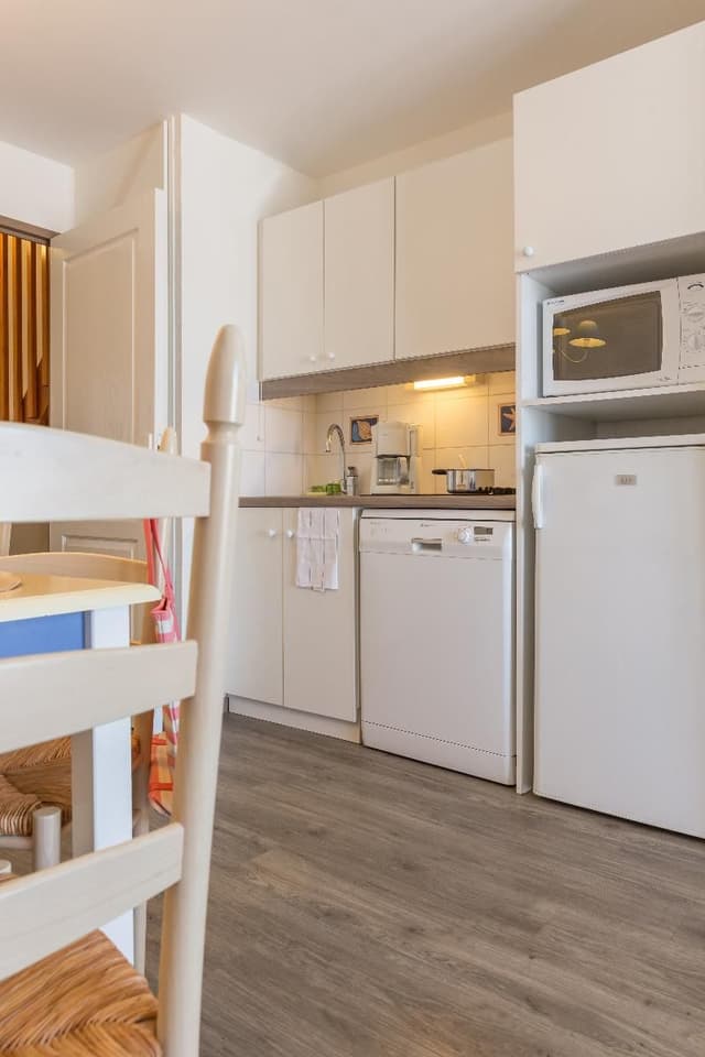 APARTMENT CAPACITY 7 TWO BEDROOMS