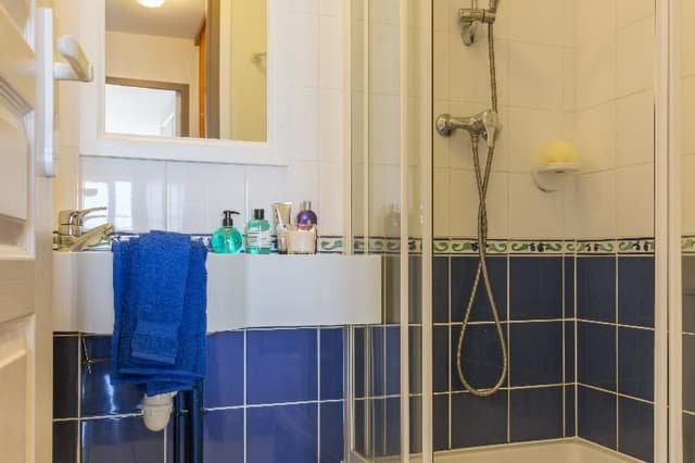 APARTMENT CAPACITY 7 TWO BEDROOMS