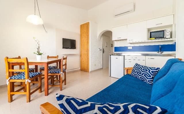 APARTMENT CAPACITY 1