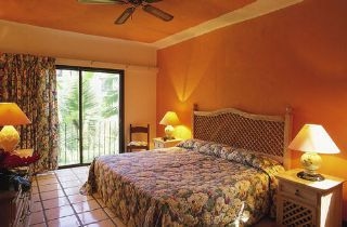 Puerto de Luna All Suites Hotel2