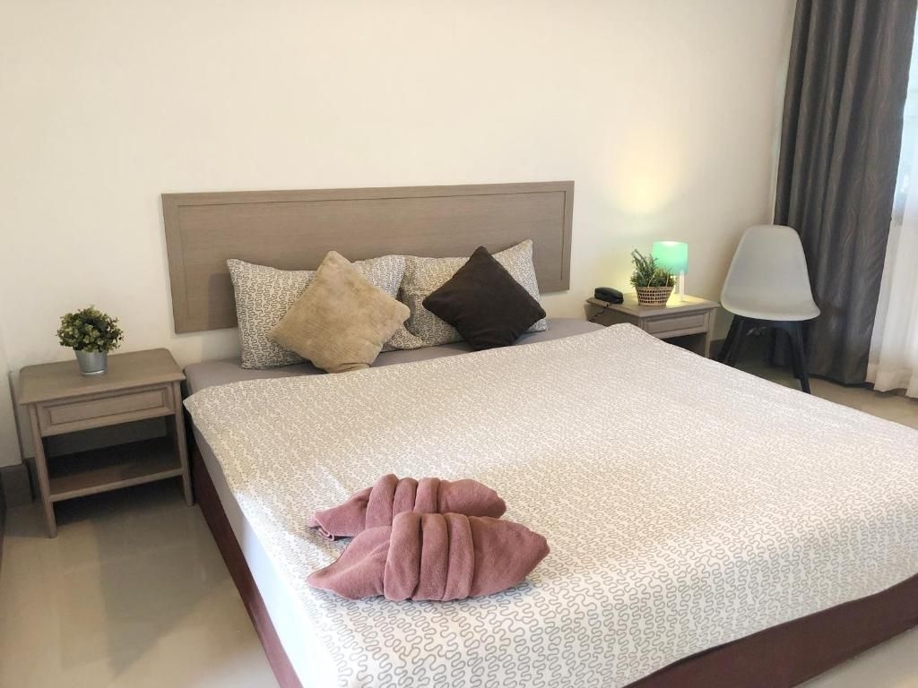 โรงแรมอโยธยา (Ayothaya Hotel)1