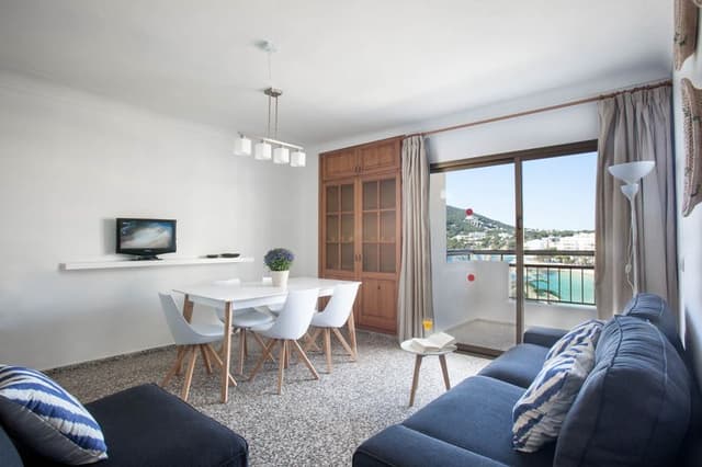 APARTMENT SEA VIEW TWO BEDROOMS