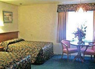Ramada Downtown Los Angeles3