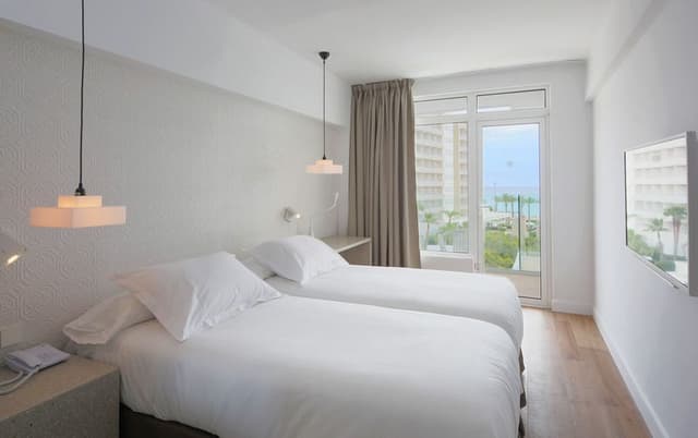 Double or Twin SIDE SEA VIEW