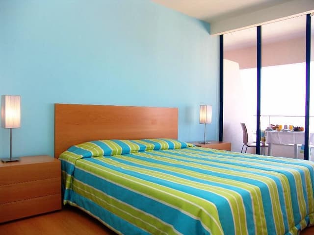 APARTMENT CAPACITY 6 TWO BEDROOMS