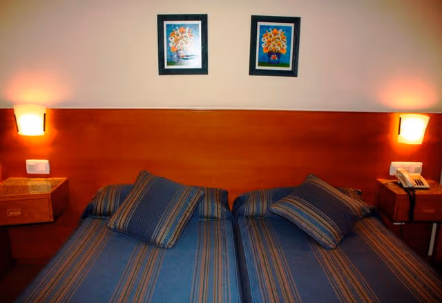 Double or Twin STANDARD