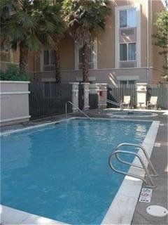 Holiday Inn Select Fairfield-Napa Valley Area2