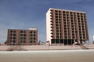 Palm Plaza Oceanfront Resort1