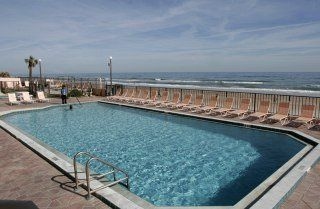 Palm Plaza Oceanfront Resort4