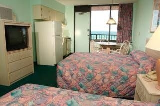 Palm Plaza Oceanfront Resort3
