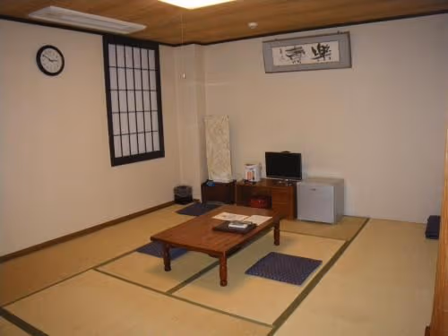 Japanese-Style Room
