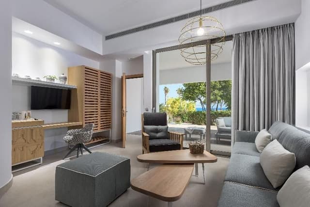 SUITE SUPERIOR SEA VIEW