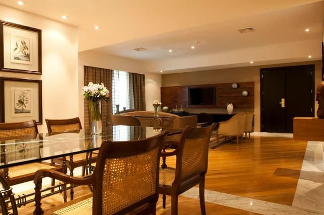 SUITE PREMIER