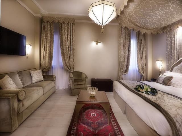 JUNIOR SUITE CLASSIC