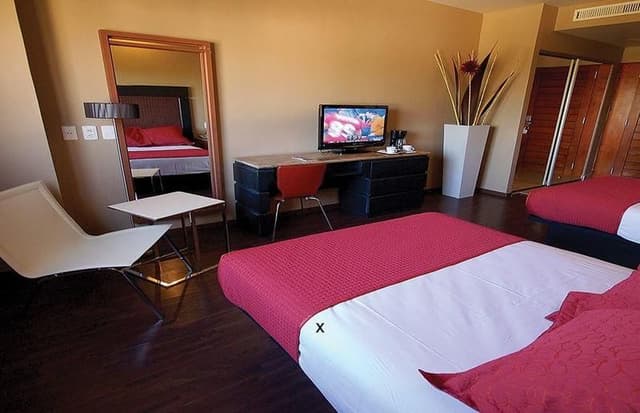 DOUBLE TWO DOUBLE BEDS