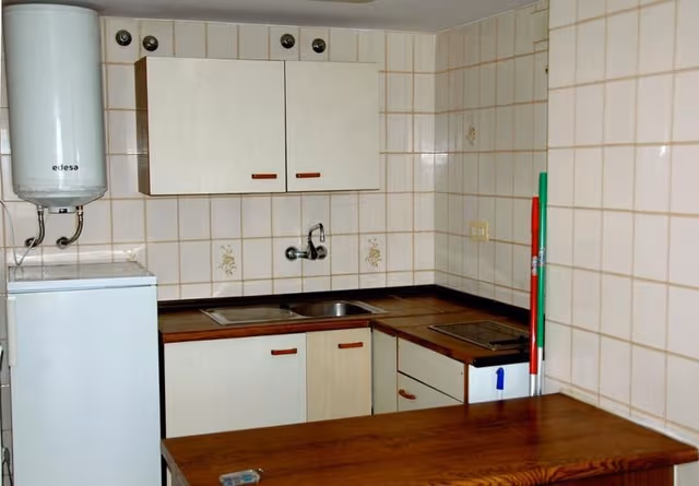 APARTMENT CAPACITY 5 TWO BEDROOMS