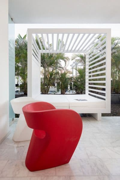SUITE WITH TERRACE