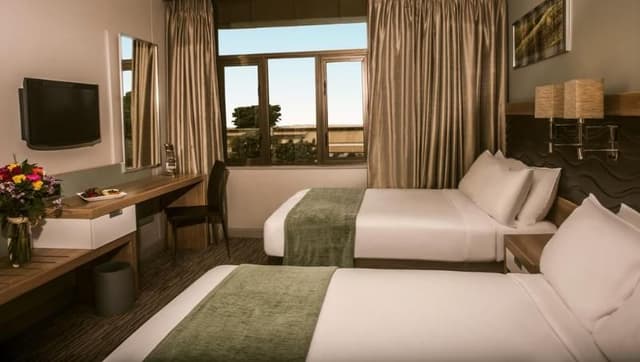 Room TWO DOUBLE BEDS