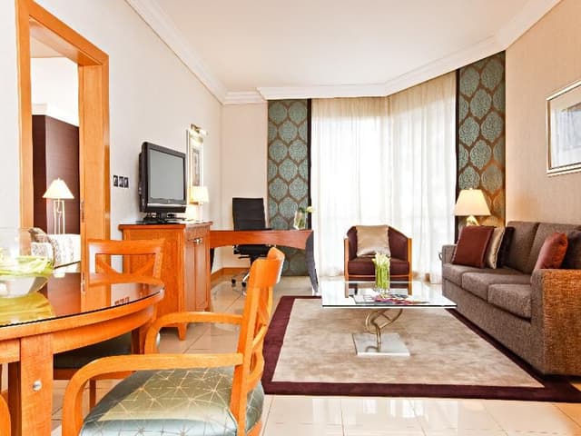 SUITE ONE BEDROOM