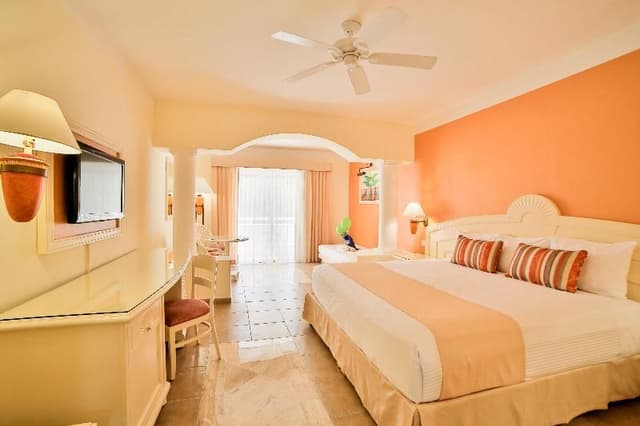 JUNIOR SUITE SUPERIOR CAPACITY 2