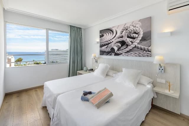 APARTMENT SUPERIOR