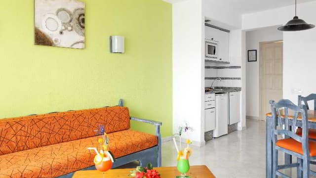 APARTMENT CAPACITY 1
