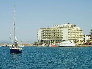 Chios Chandris1