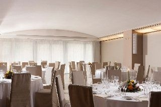 เชอราตัน เลค โคโม โฮเต็ล (Sheraton Lake Como Hotel)2