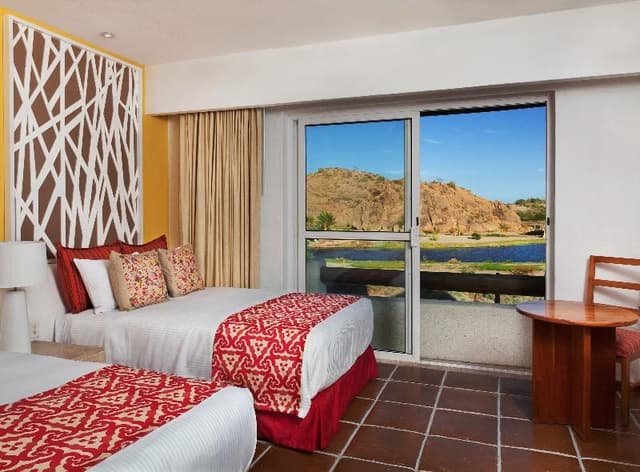 JUNIOR SUITE OCEAN VIEW TWO DOUBLE BEDS