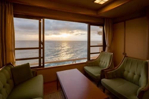 Japanese-Style Junior Suite with Ocean View - Non-Smoking