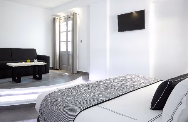 SUITE WITH JACUZZI