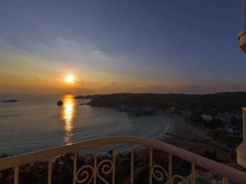 Corner Suite with Ocean View