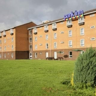 Park Inn by Radisson Cardiff North4