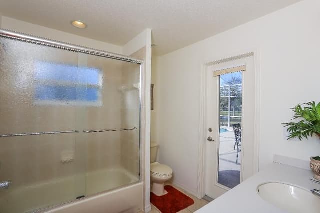 HOME FIVE BEDROOMS WITH PRIVATE POOL