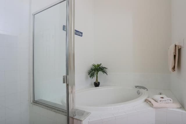 HOME FOUR BEDROOMS WITH PRIVATE POOL