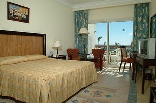 Melia Sinai3