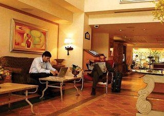 Holiday Inn Express Galerias San Jeronimo0