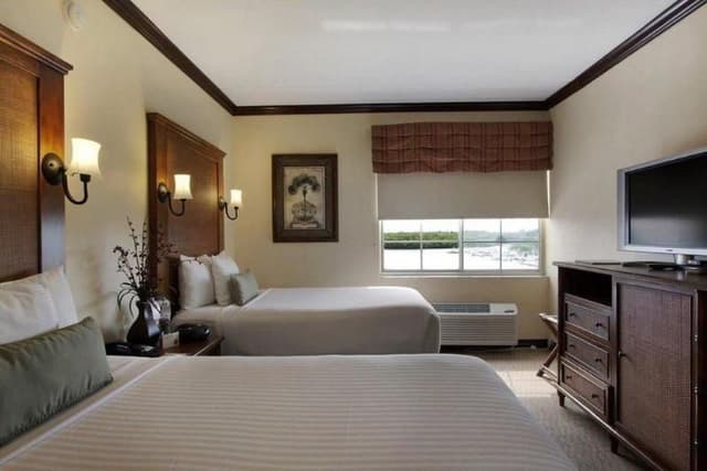 Room BAY VIEW
