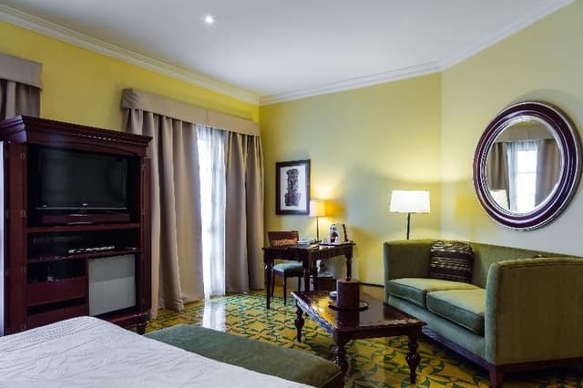 JUNIOR SUITE CAPACITY 1