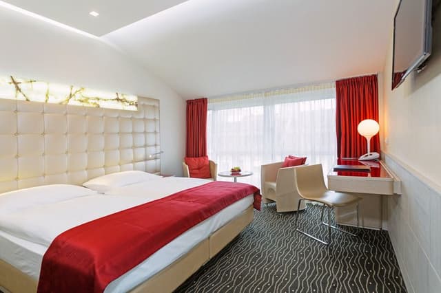 DOUBLE COMFORT