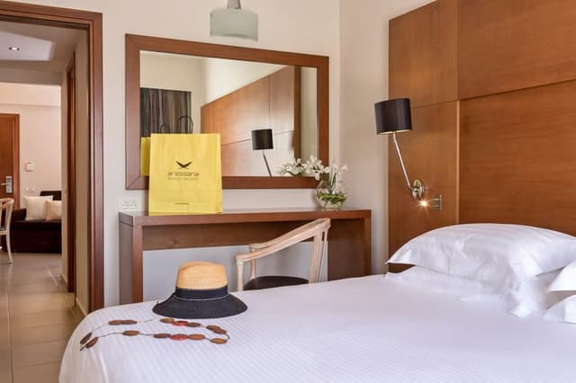 SUITE DELUXE WITH JACUZZI