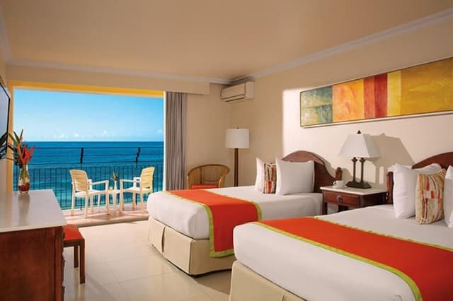 Room OCEAN FRONT
