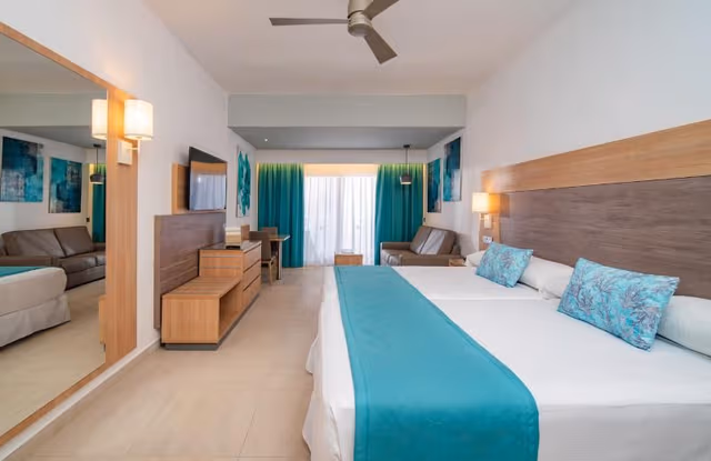 JUNIOR SUITE SIDE SEA VIEW