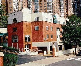 Best Western Rosslyn/Iwo Jima3