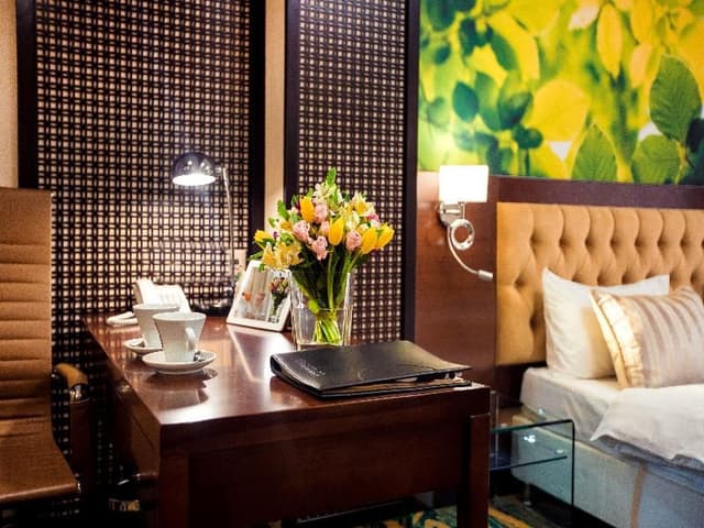 JUNIOR SUITE CAPACITY 1