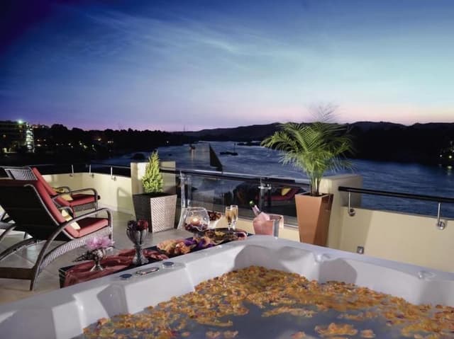 DOUBLE RIVER VIEW