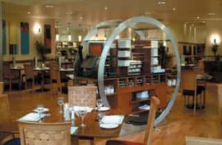 Holiday Inn Kensington Forum Holiday Inn Kensington Forum